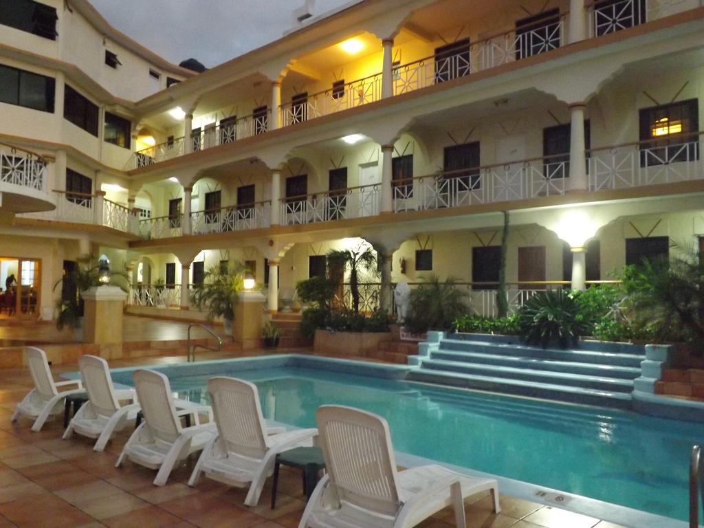 Grandiosa Hotel 蒙特哥贝 外观 照片