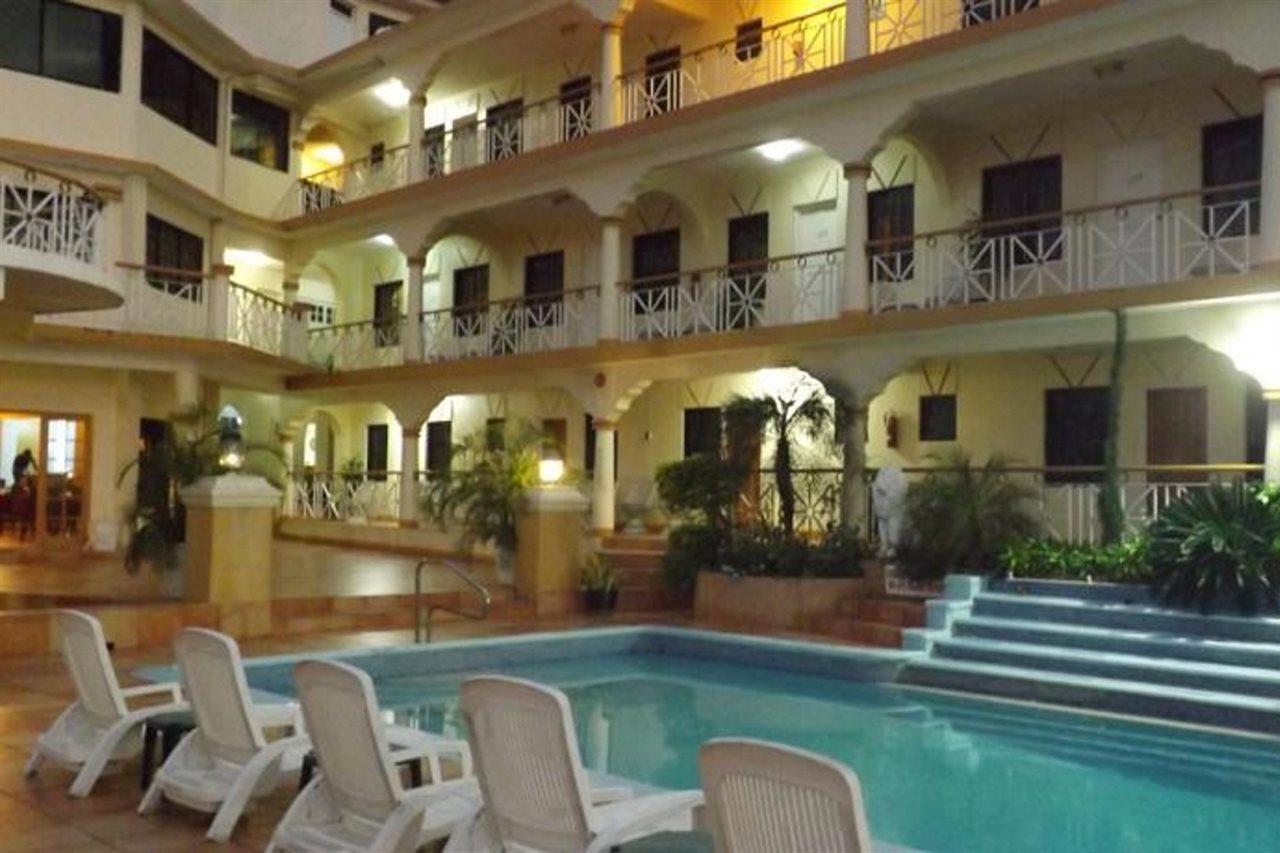 Grandiosa Hotel 蒙特哥贝 外观 照片